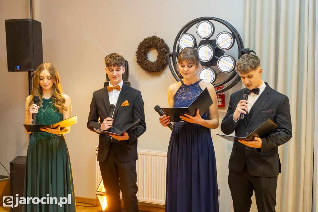 Studniówka 2025 maturzystów ZSP nr 1 w Jarocinie