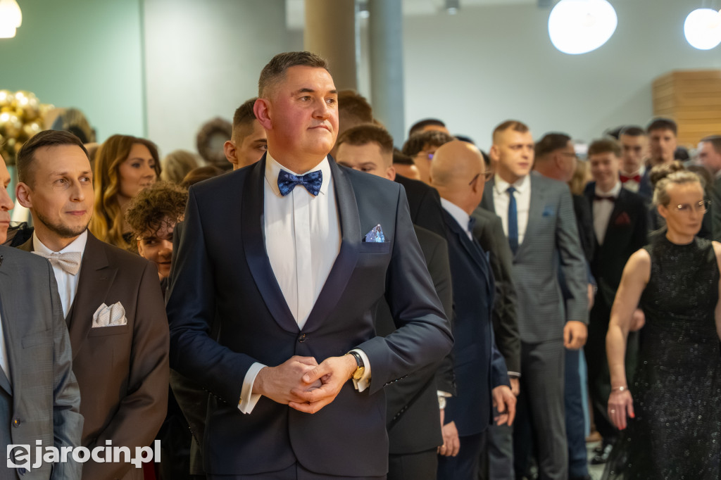 Studniówka 2025 maturzystów ZSP nr 1 w Jarocinie