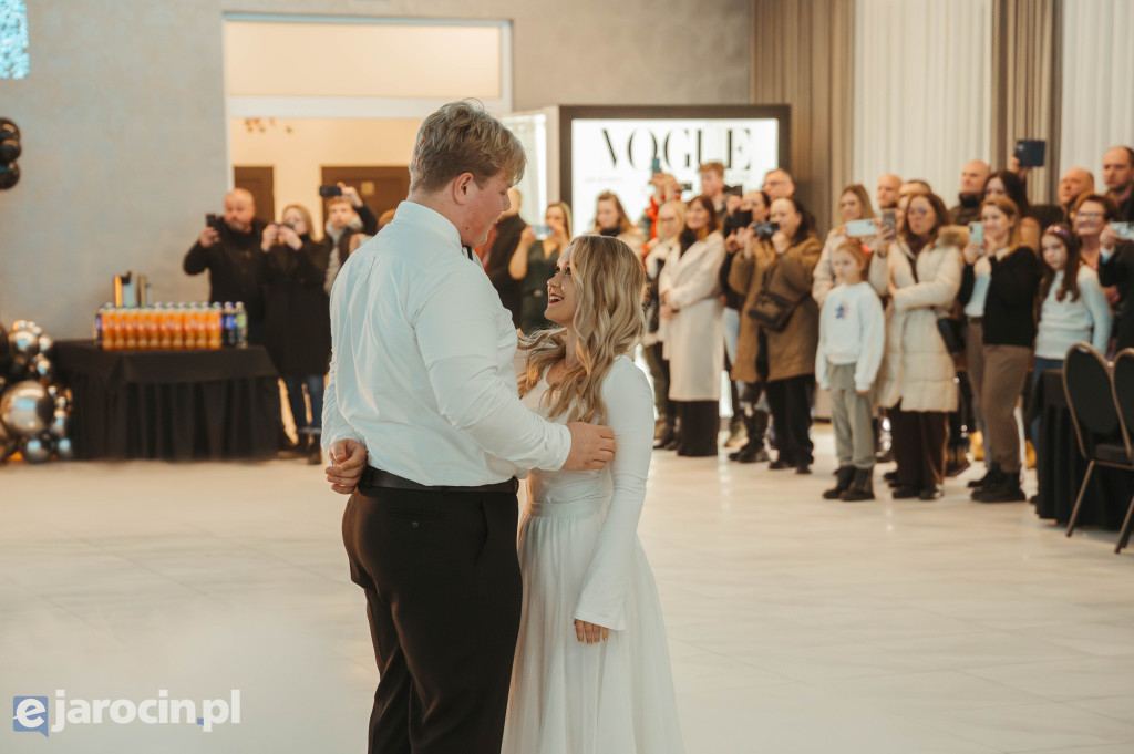 Studniówka 2025 maturzystów ZSP-B Tarce