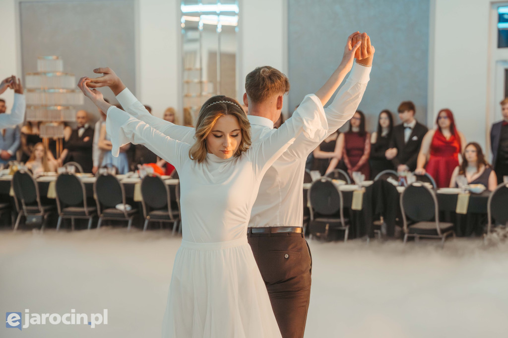 Studniówka 2025 maturzystów ZSP-B Tarce