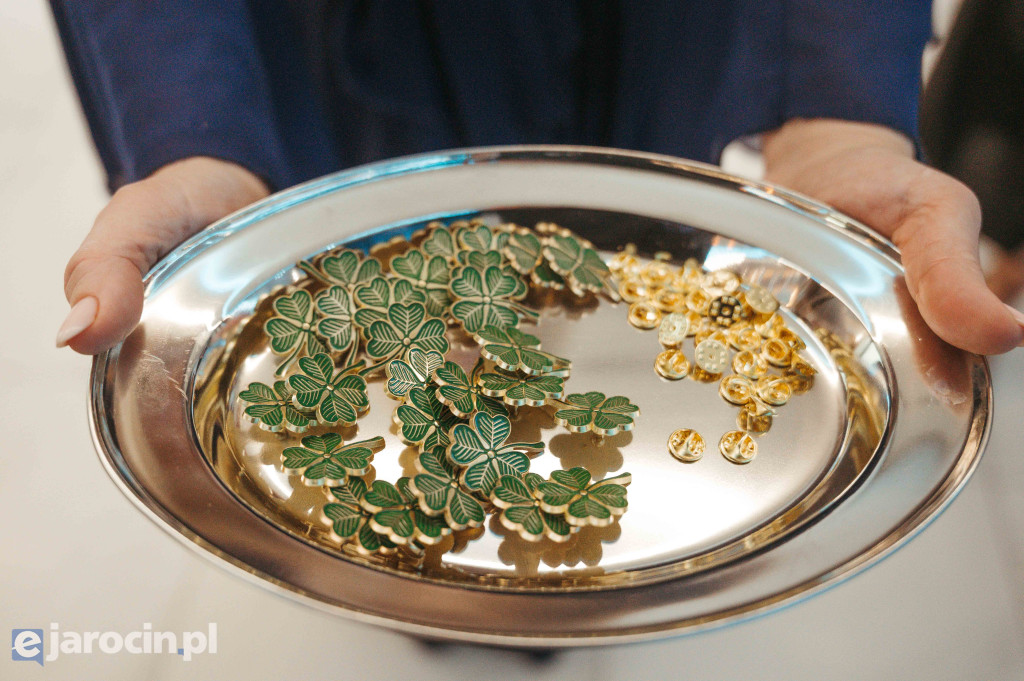 Studniówka 2025 maturzystów ZSP-B Tarce