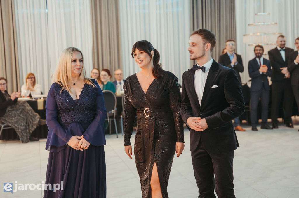 Studniówka 2025 maturzystów ZSP-B Tarce