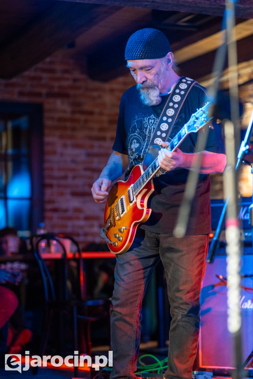 4. Skrzyżowanie Gitar w Spichlerzu