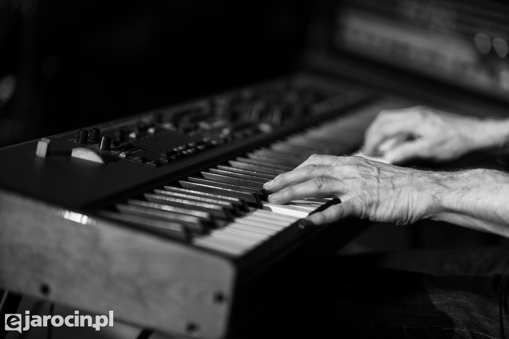 4. Skrzyżowanie Gitar w Spichlerzu