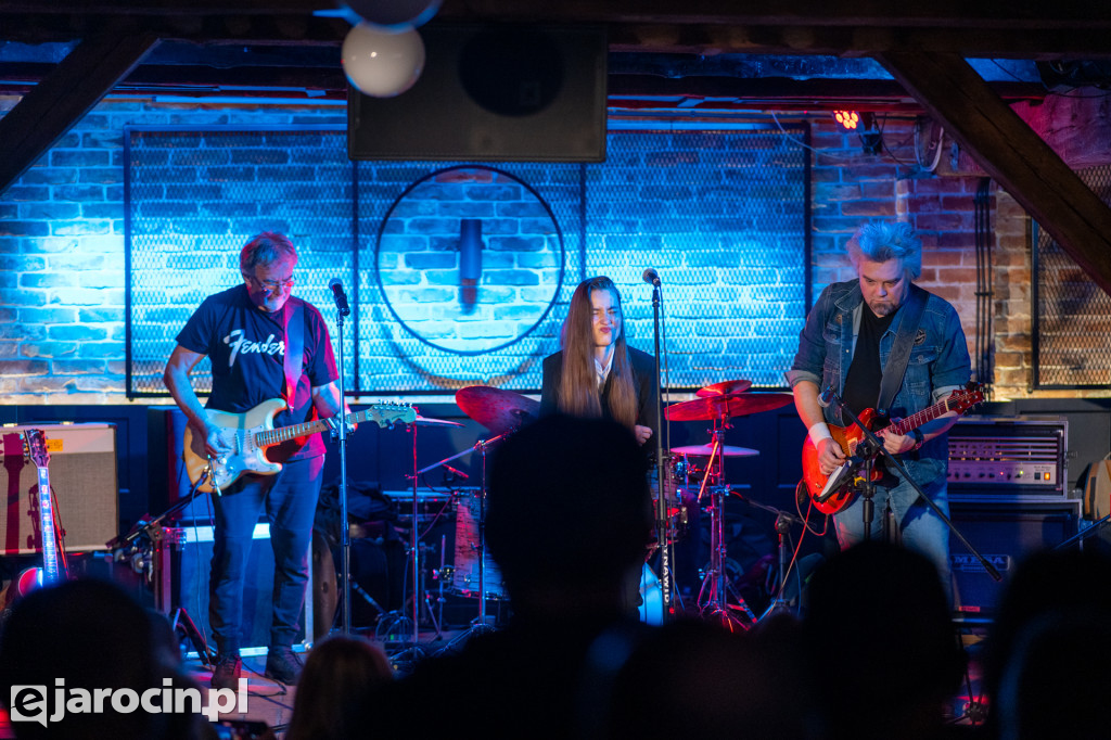 4. Skrzyżowanie Gitar w Spichlerzu