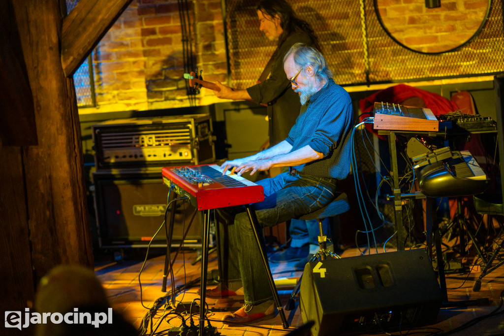 4. Skrzyżowanie Gitar w Spichlerzu