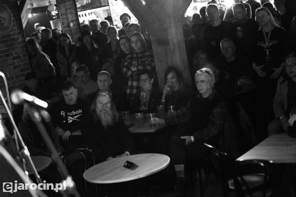 4. Skrzyżowanie Gitar w Spichlerzu