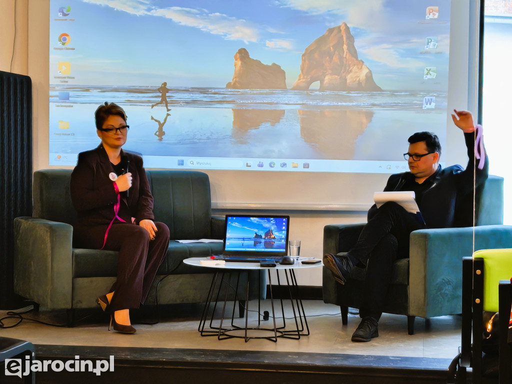 Jarocin zatańczył przeciw przemocy. One Billion Rising po raz pierwszy w mieście