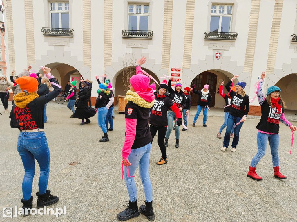 Jarocin zatańczył przeciw przemocy. One Billion Rising po raz pierwszy w mieście