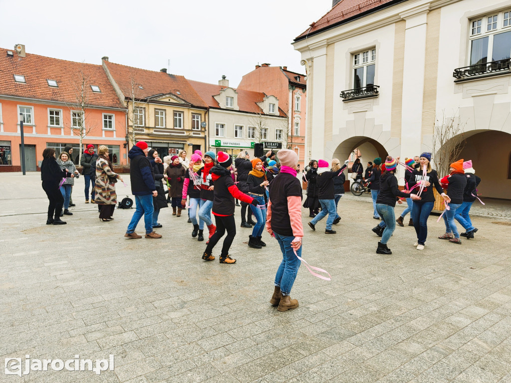 Jarocin zatańczył przeciw przemocy. One Billion Rising po raz pierwszy w mieście