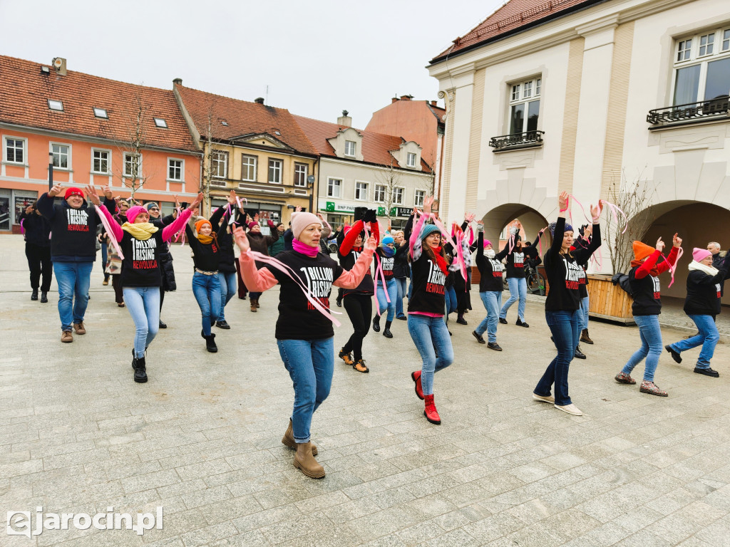 Jarocin zatańczył przeciw przemocy. One Billion Rising po raz pierwszy w mieście