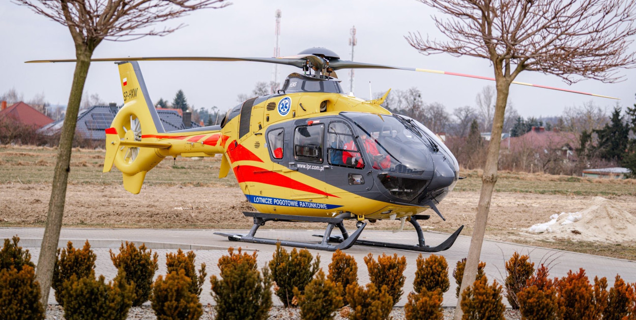 Śmigłowiec LPR nad Jaraczewem. Akcja ratunkowa na rynku