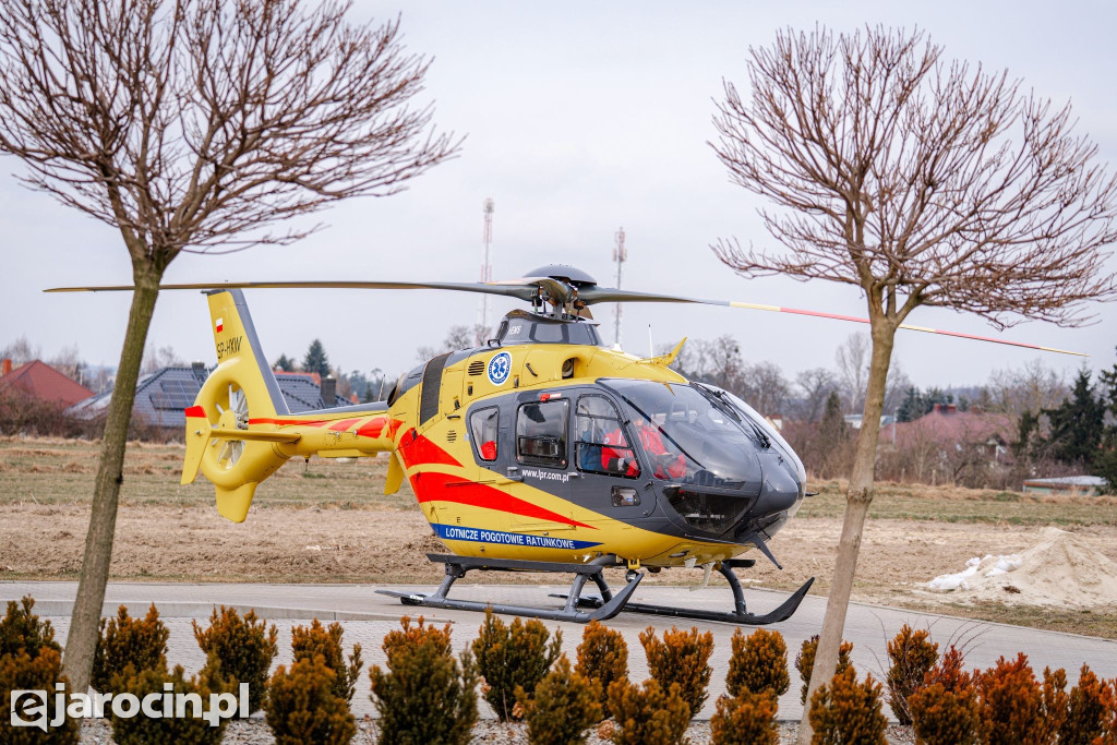 Śmigłowiec LPR nad Jaraczewem. Akcja ratunkowa na rynku