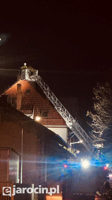 Pożar sadzy w kominie na ul. Nowej w Jarocinie