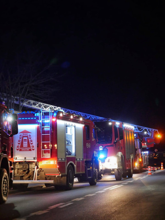 Pożar sadzy w kominie w Lubinii Małej