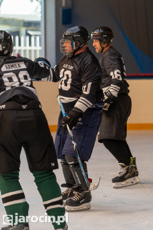 Hokejowe emocje na lodowisku w Jarocinie. Już po raz czwarty