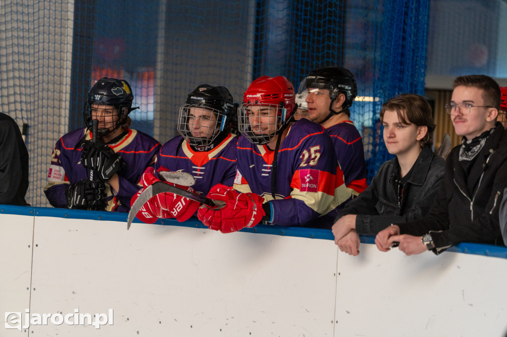 Hokejowe emocje na lodowisku w Jarocinie. Już po raz czwarty