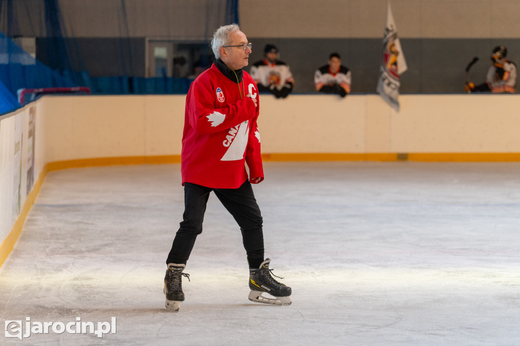 Hokejowe emocje na lodowisku w Jarocinie. Już po raz czwarty