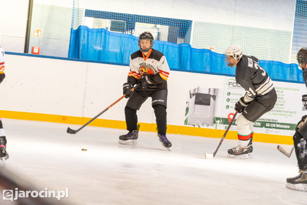 Hokejowe emocje na lodowisku w Jarocinie. Już po raz czwarty
