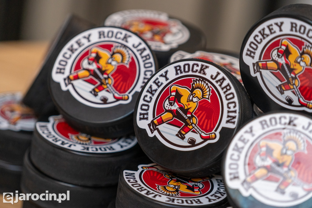 Hokejowe emocje na lodowisku w Jarocinie. Już po raz czwarty