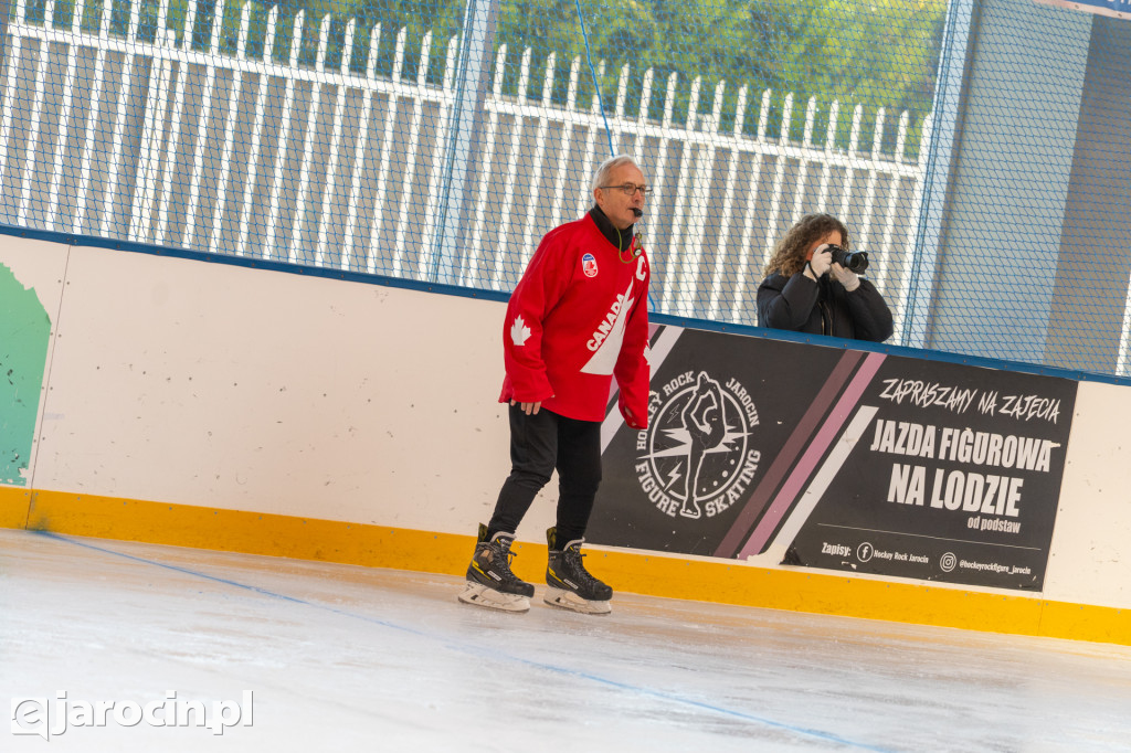 Hokejowe emocje na lodowisku w Jarocinie. Już po raz czwarty