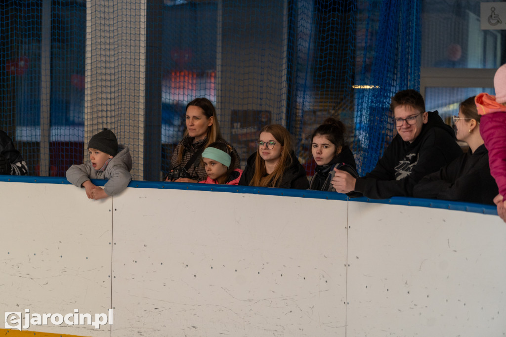 Hokejowe emocje na lodowisku w Jarocinie. Już po raz czwarty