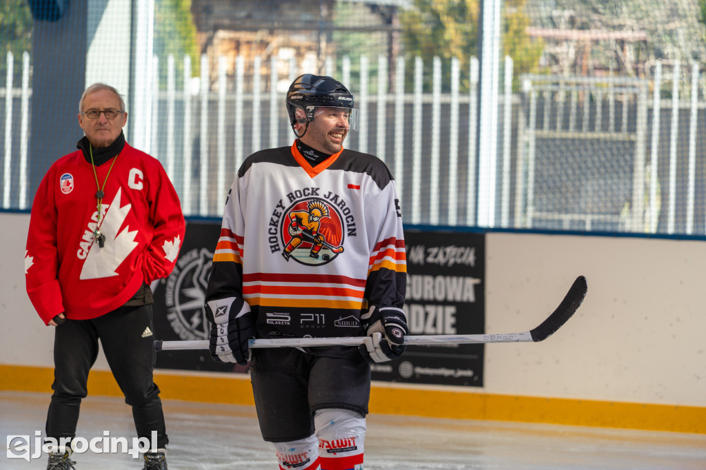 Hokejowe emocje na lodowisku w Jarocinie. Już po raz czwarty