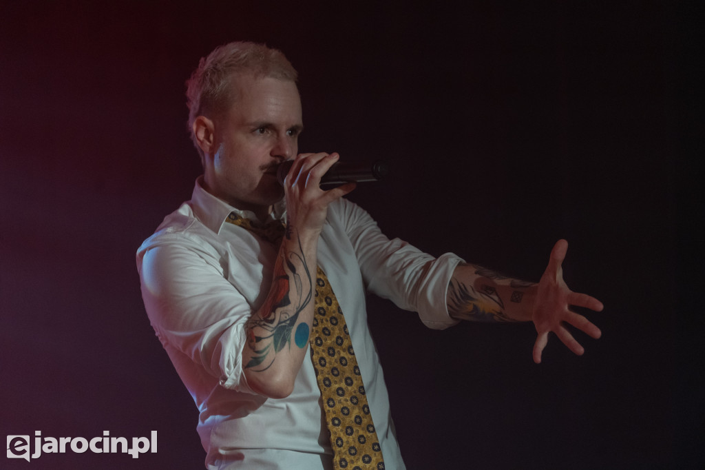 Gminny Dzień Kobiet z Filipem Mettlerem w Jaraczewie