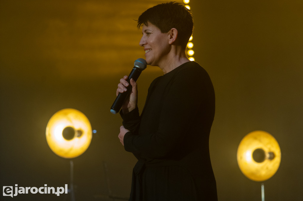 Gminny Dzień Kobiet z Filipem Mettlerem w Jaraczewie