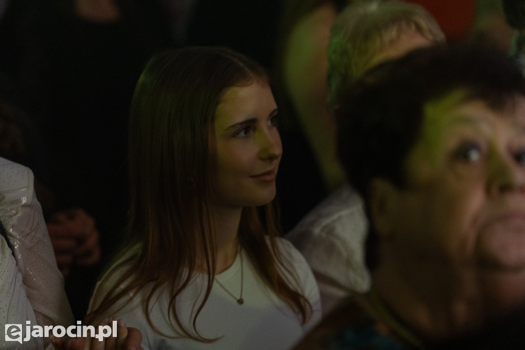 Gminny Dzień Kobiet z Filipem Mettlerem w Jaraczewie