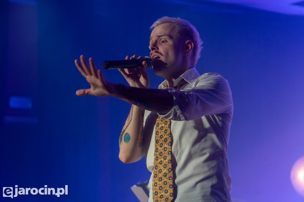 Gminny Dzień Kobiet z Filipem Mettlerem w Jaraczewie