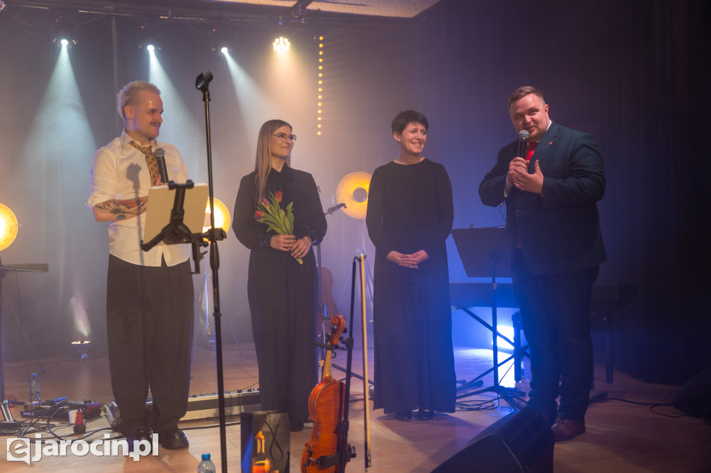 Gminny Dzień Kobiet z Filipem Mettlerem w Jaraczewie