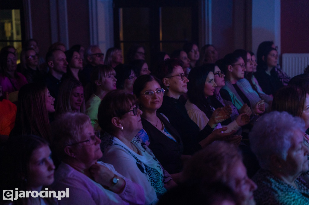 Gminny Dzień Kobiet z Filipem Mettlerem w Jaraczewie