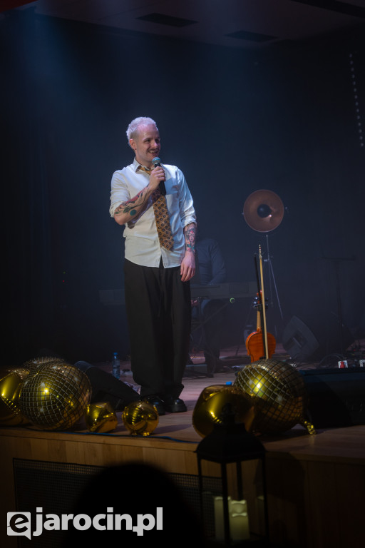 Gminny Dzień Kobiet z Filipem Mettlerem w Jaraczewie