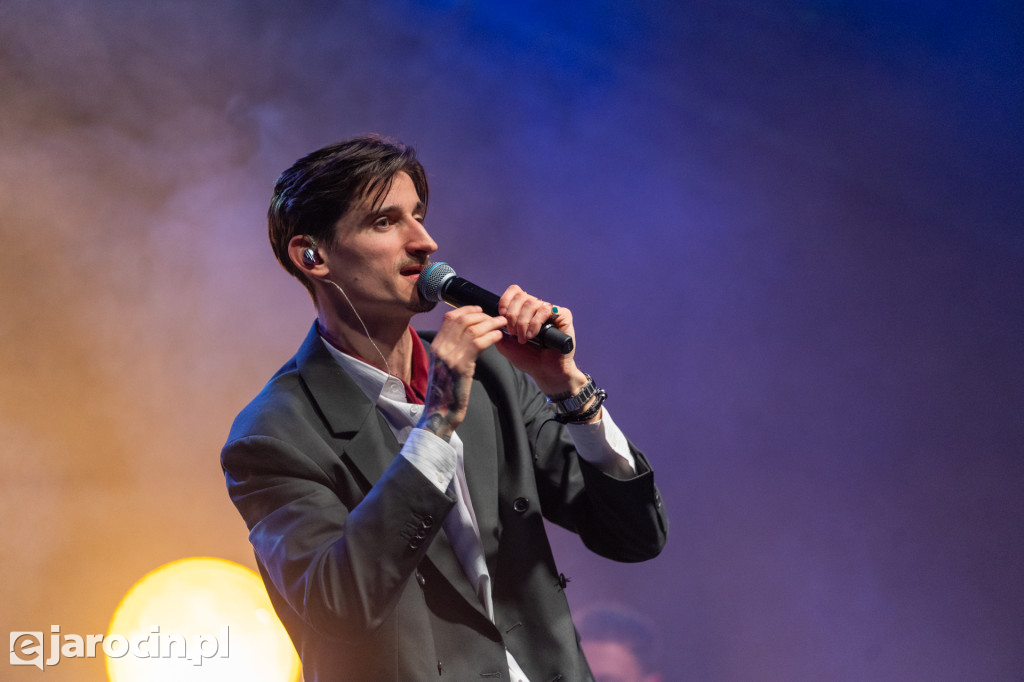 Dawid Dubajka z koncertem na Dzień Kobiet i Mężczyzn