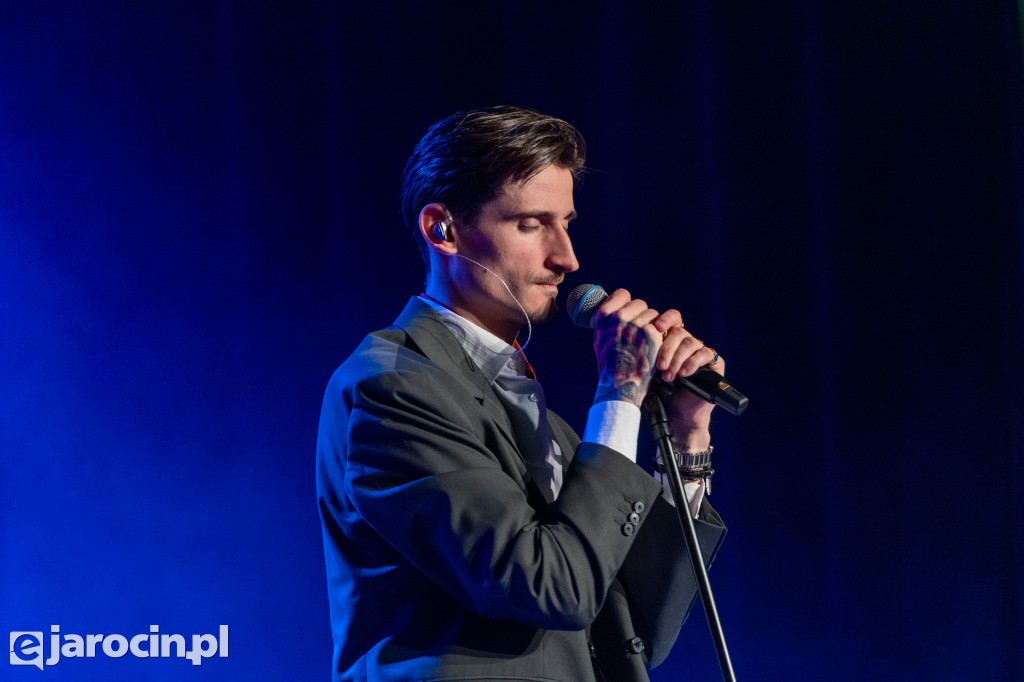 Dawid Dubajka z koncertem na Dzień Kobiet i Mężczyzn