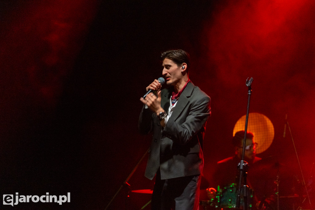 Dawid Dubajka z koncertem na Dzień Kobiet i Mężczyzn