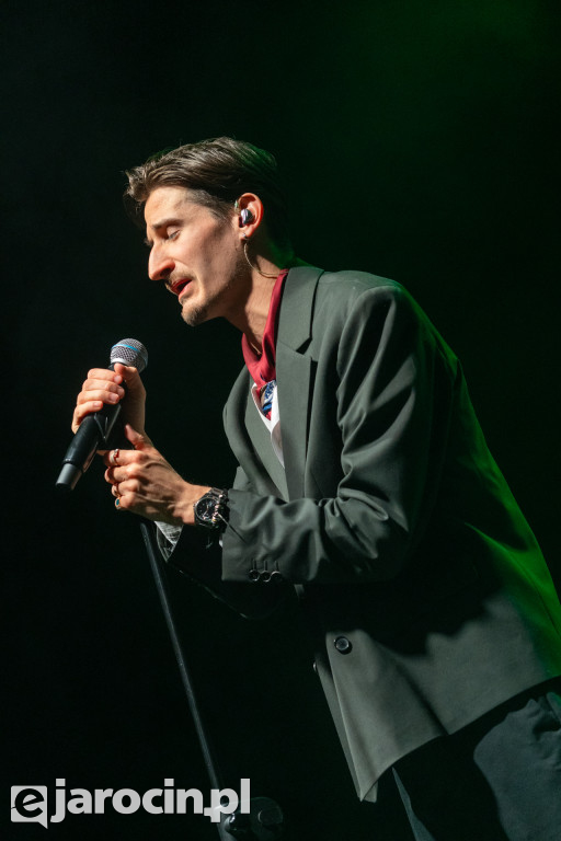 Dawid Dubajka z koncertem na Dzień Kobiet i Mężczyzn