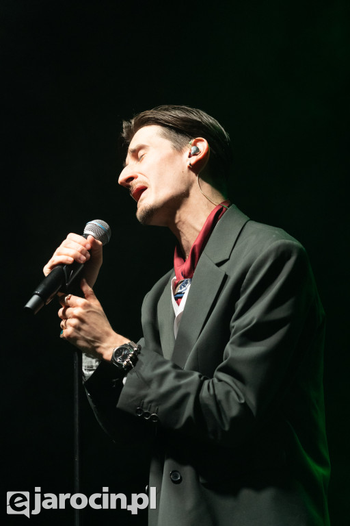 Dawid Dubajka z koncertem na Dzień Kobiet i Mężczyzn