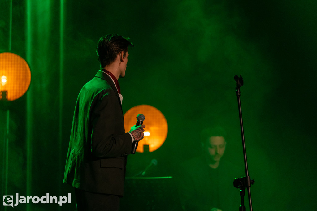 Dawid Dubajka z koncertem na Dzień Kobiet i Mężczyzn