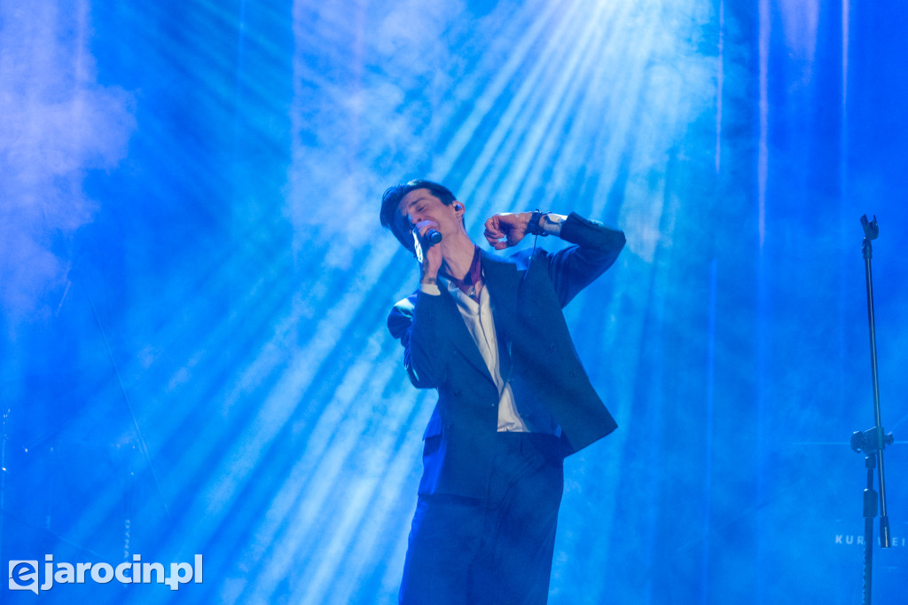 Dawid Dubajka z koncertem na Dzień Kobiet i Mężczyzn