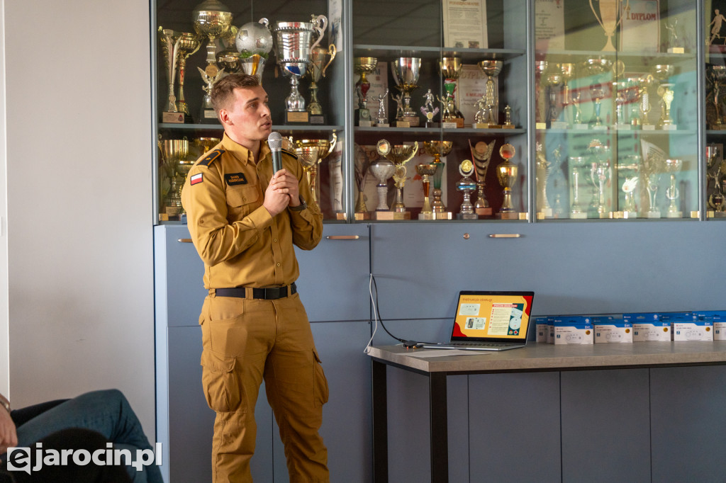 Wiedza o czadzie nagrodzona. Strażacy rozdali 50 czujek