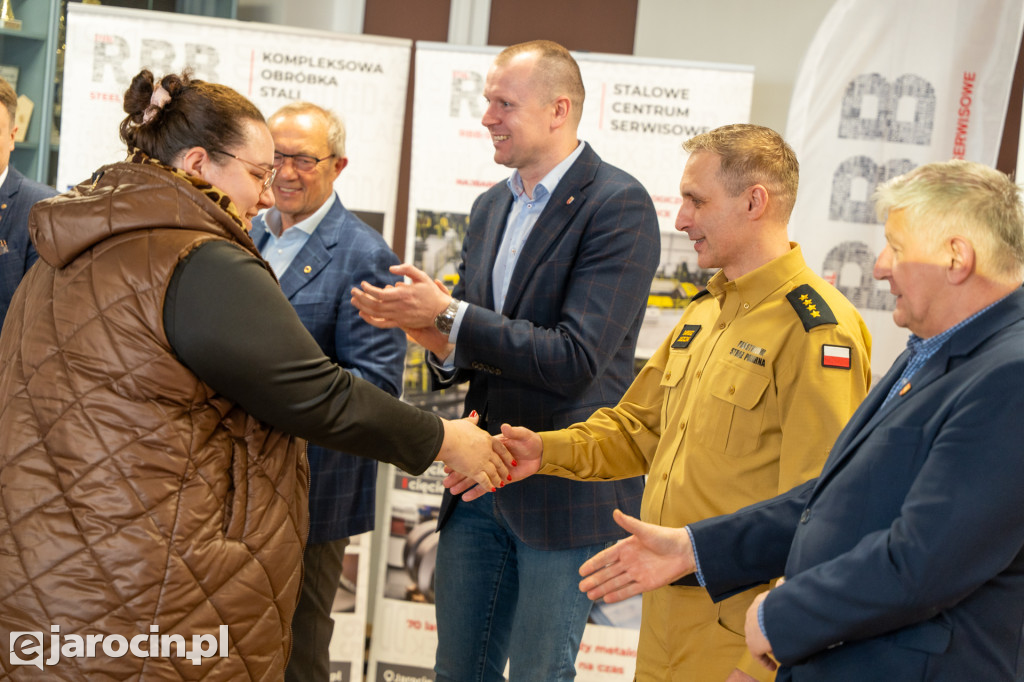Wiedza o czadzie nagrodzona. Strażacy rozdali 50 czujek