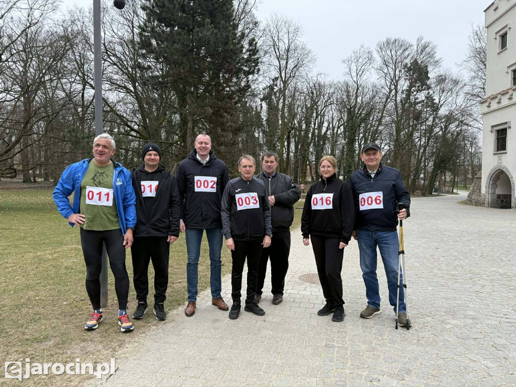 Bieg pamięci w Jarocinie. Uczestnicy pokonali symboliczne 1963 metry
