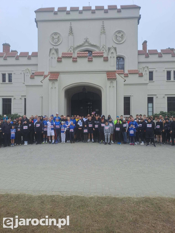 Bieg pamięci w Jarocinie. Uczestnicy pokonali symboliczne 1963 metry