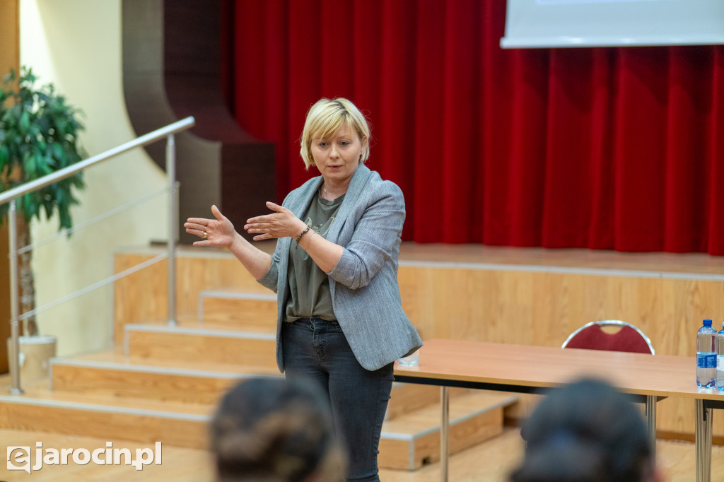 Spotkanie w sprawie alternatywy dla likwidacji szkoły w Klęce