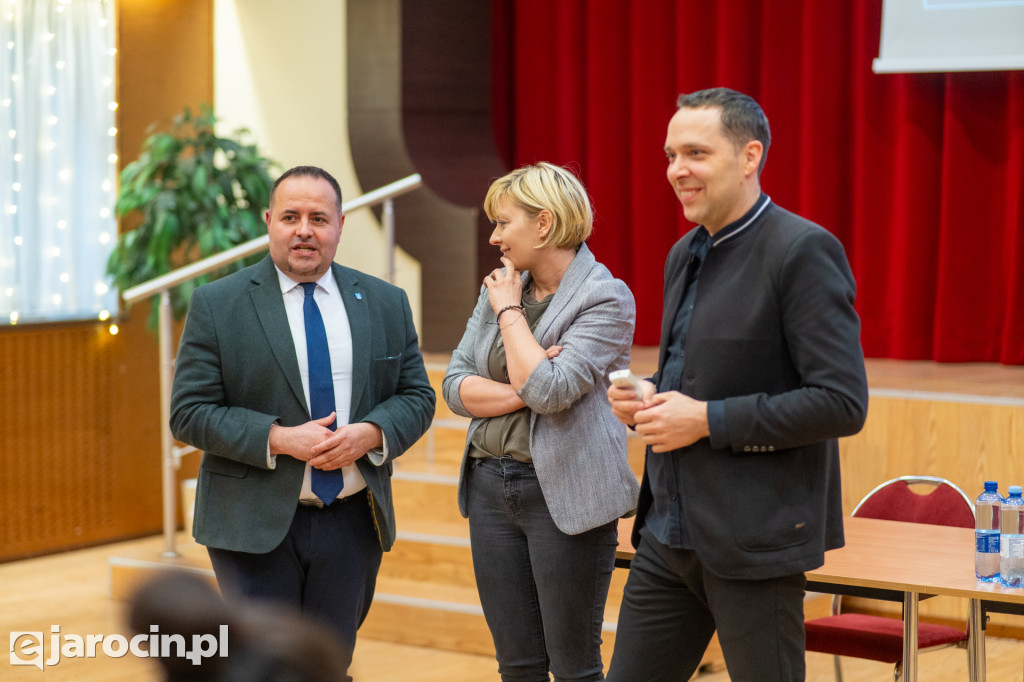 Spotkanie w sprawie alternatywy dla likwidacji szkoły w Klęce