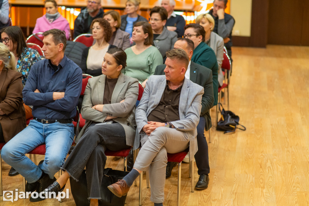 Spotkanie w sprawie alternatywy dla likwidacji szkoły w Klęce