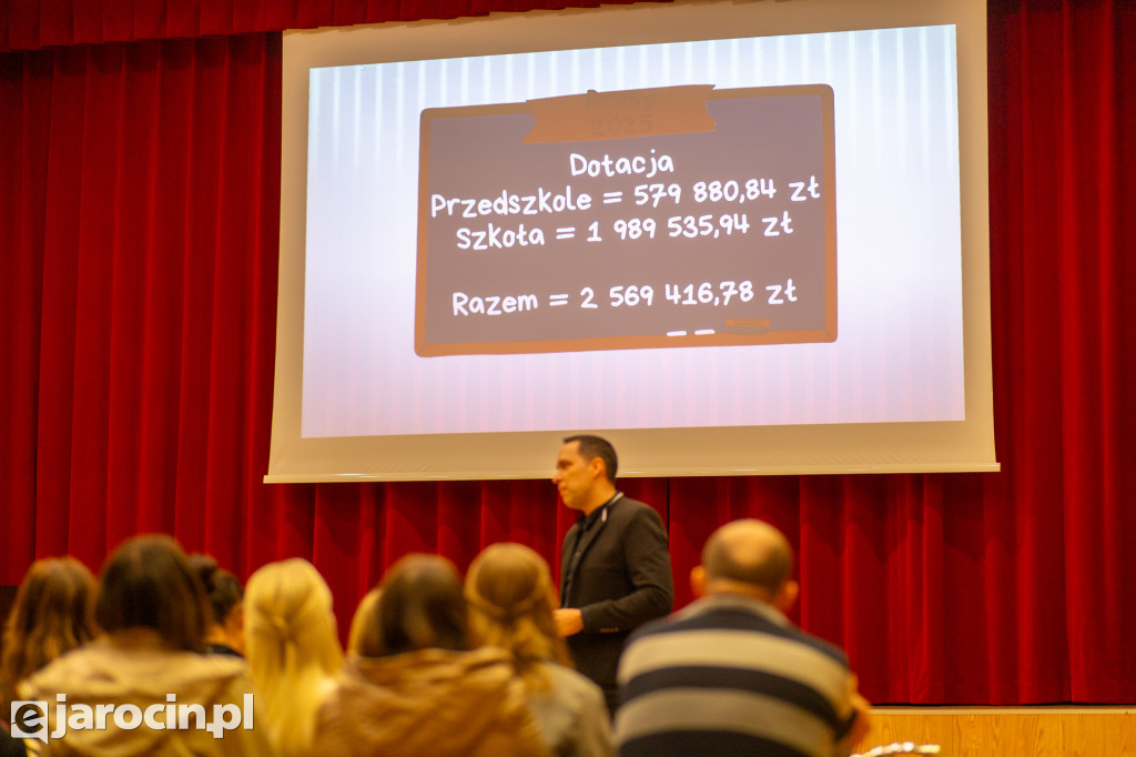 Spotkanie w sprawie alternatywy dla likwidacji szkoły w Klęce