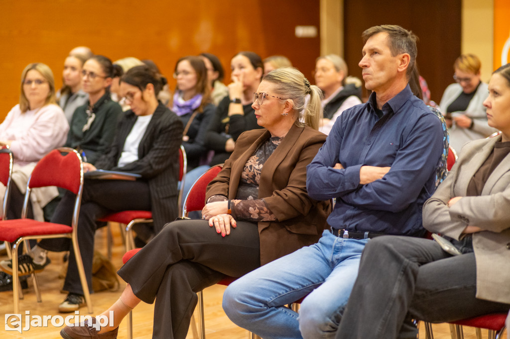 Spotkanie w sprawie alternatywy dla likwidacji szkoły w Klęce